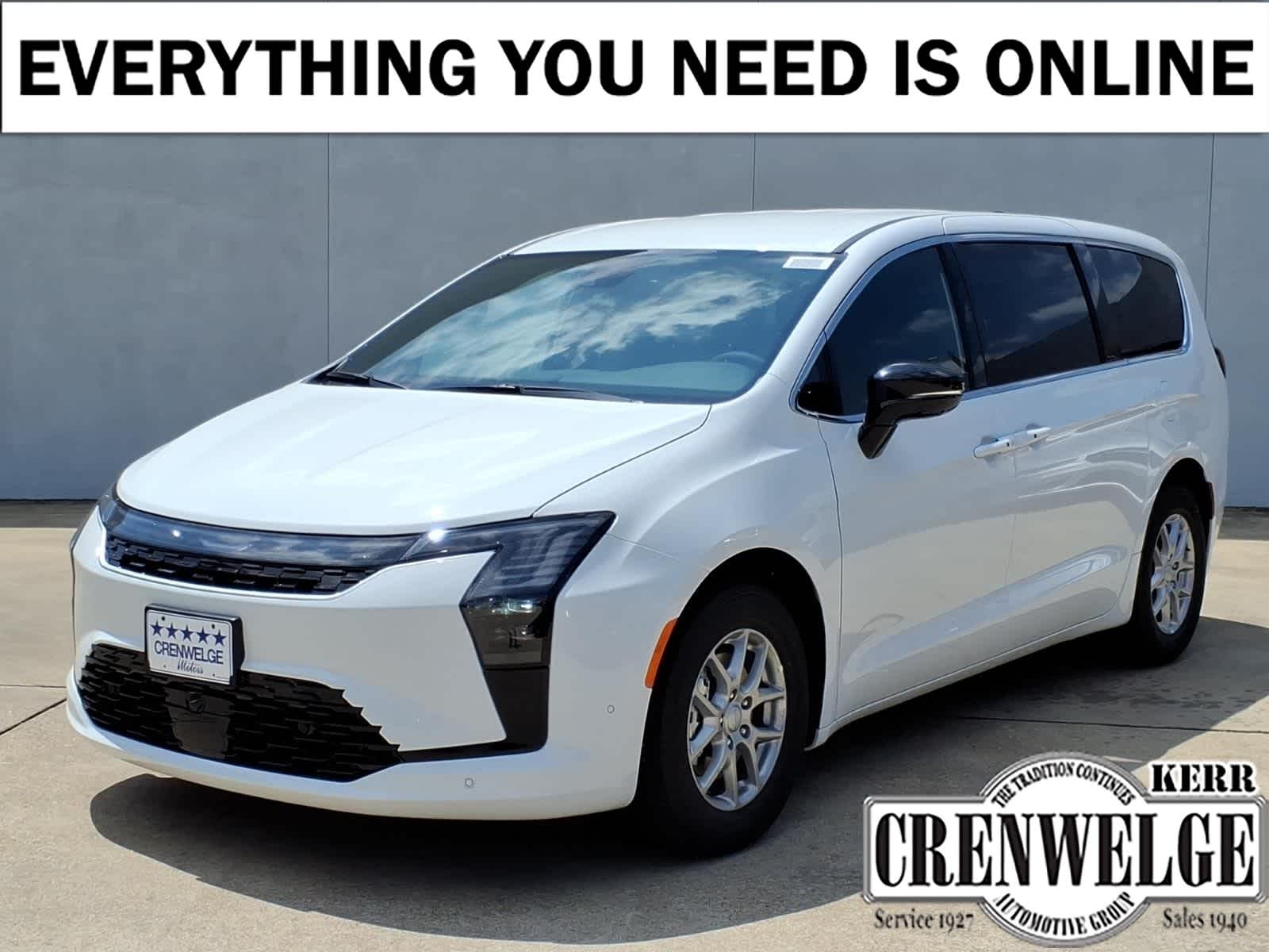 2027 Chrysler Pacifica Select's photo