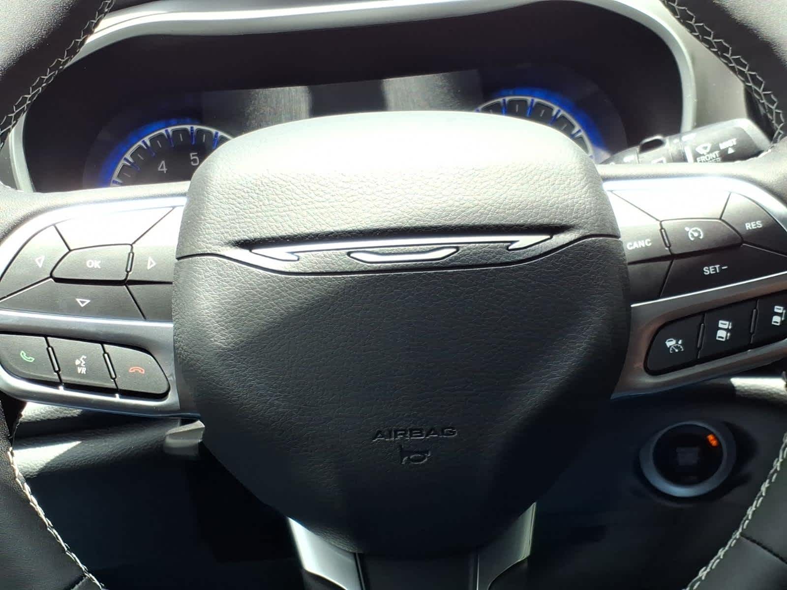 2027 Chrysler Pacifica PACIFICA SELECT