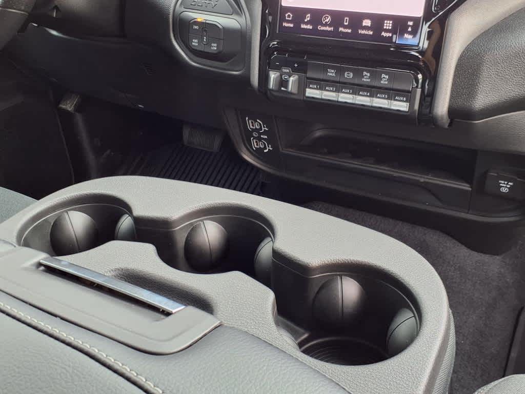 2025 RAM Ram 2500 RAM 2500 TRADESMAN CREW CAB 4X4 6'4' BOX