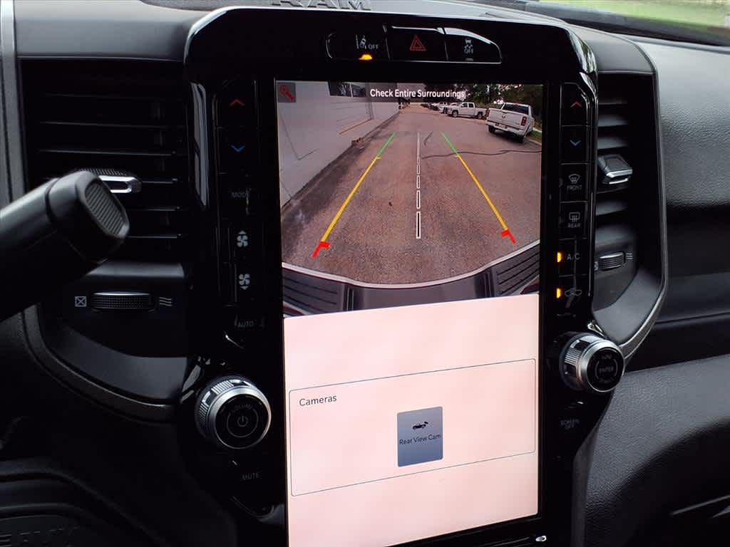 2026 RAM Ram 2500 RAM 2500 BLACK EXPRESS CREW CAB 4X4 6'4' BOX