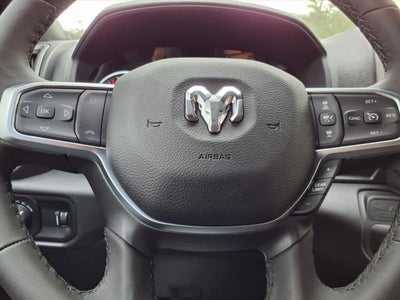 2026 RAM Ram 2500 RAM 2500 BLACK EXPRESS CREW CAB 4X4 6'4' BOX