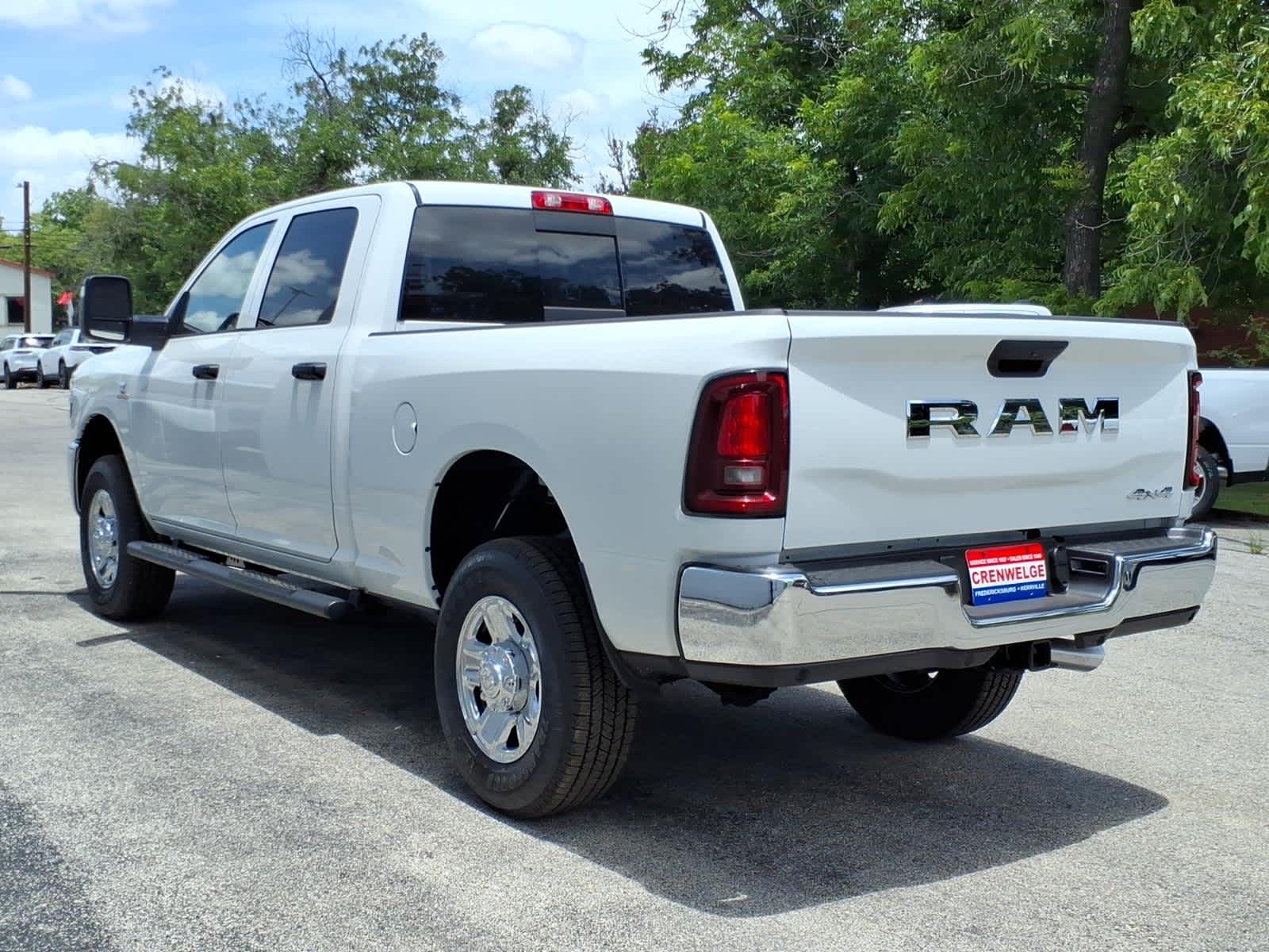 2026 RAM Ram 2500 RAM 2500 TRADESMAN CREW CAB 4X4 6'4' BOX