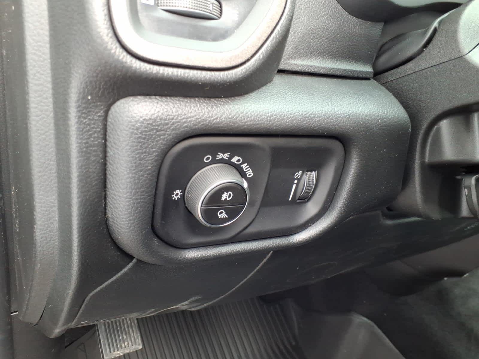 2026 RAM Ram 2500 RAM 2500 WARLOCK CREW CAB 4X4 6'4' BOX