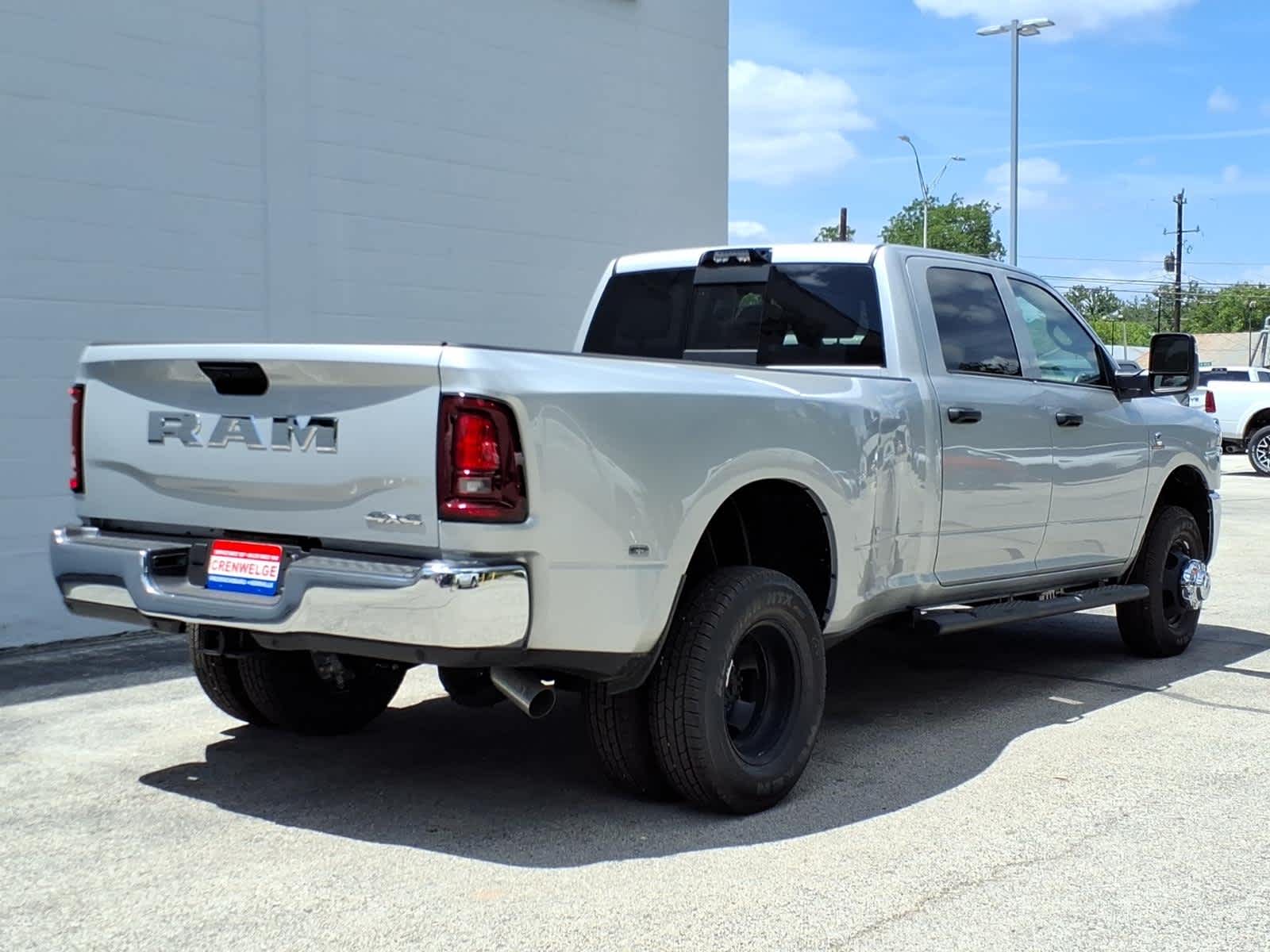 2026 RAM Ram 3500 RAM 3500 TRADESMAN CREW CAB 4X4 8' BOX