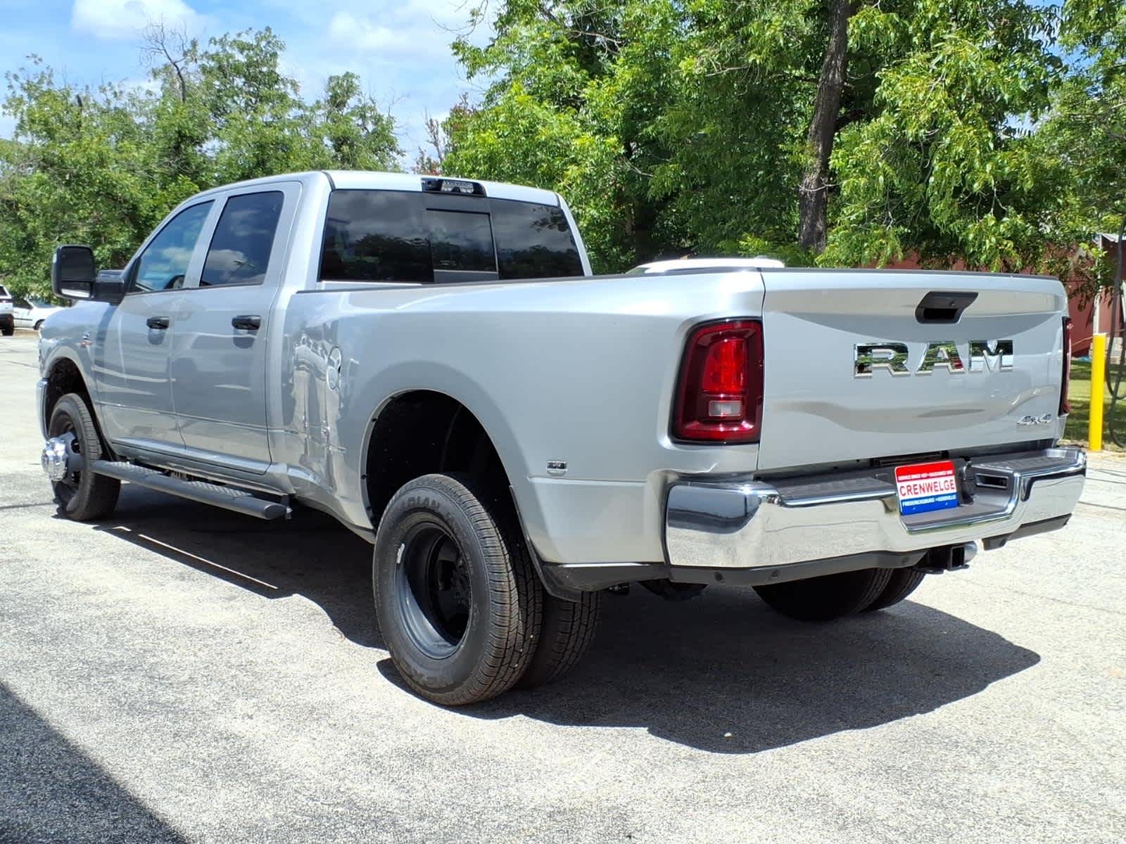 2026 RAM Ram 3500 RAM 3500 TRADESMAN CREW CAB 4X4 8' BOX