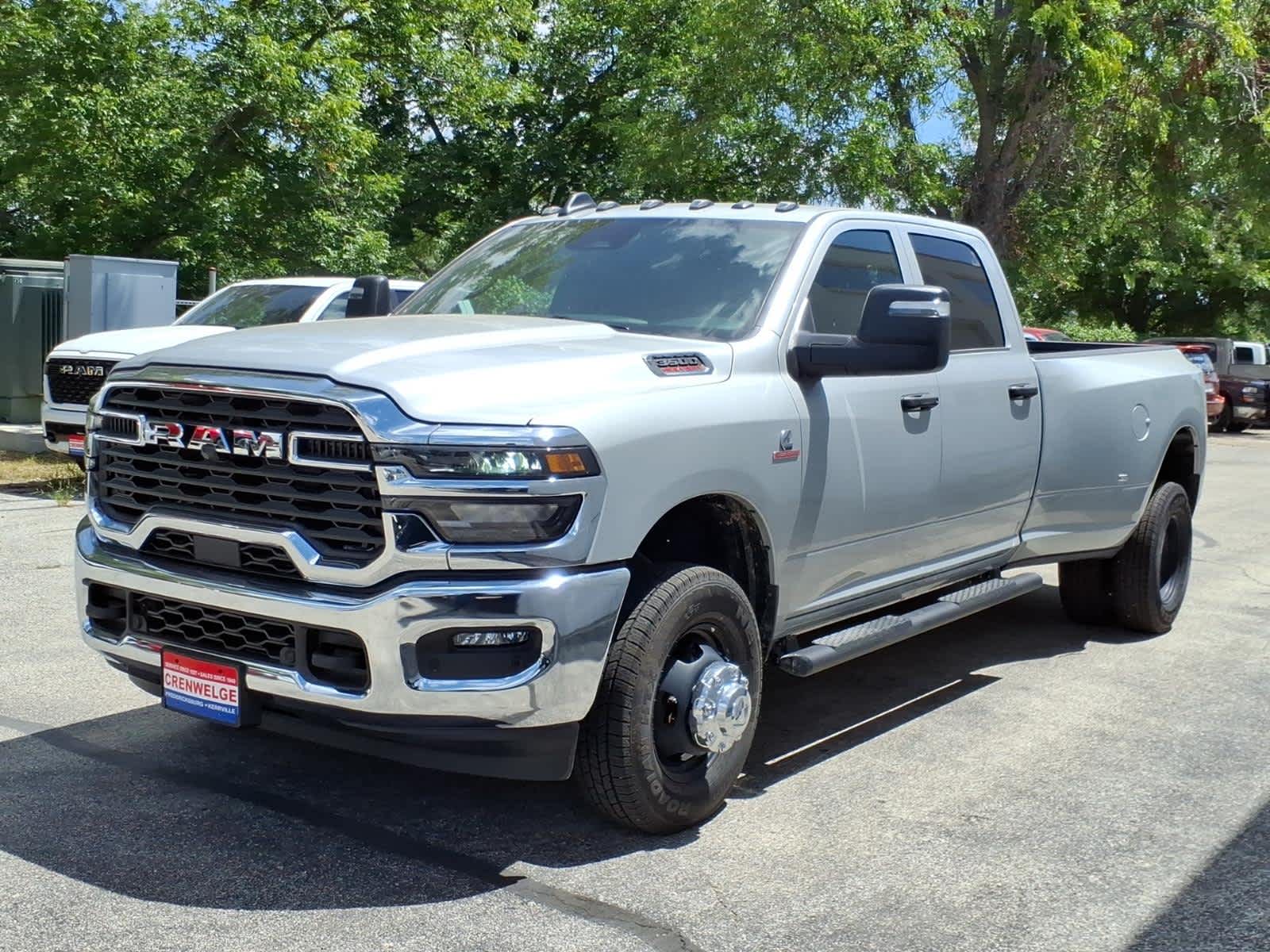 2026 RAM Ram 3500 RAM 3500 TRADESMAN CREW CAB 4X4 8' BOX