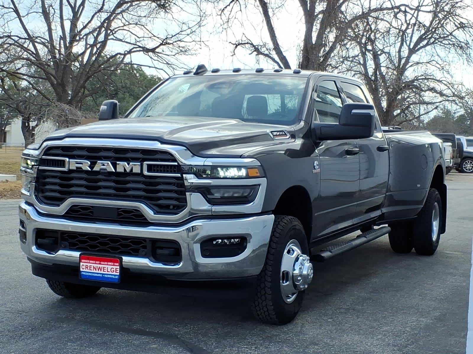 2026 RAM Ram 3500 RAM 3500 TRADESMAN CREW CAB 4X4 8' BOX