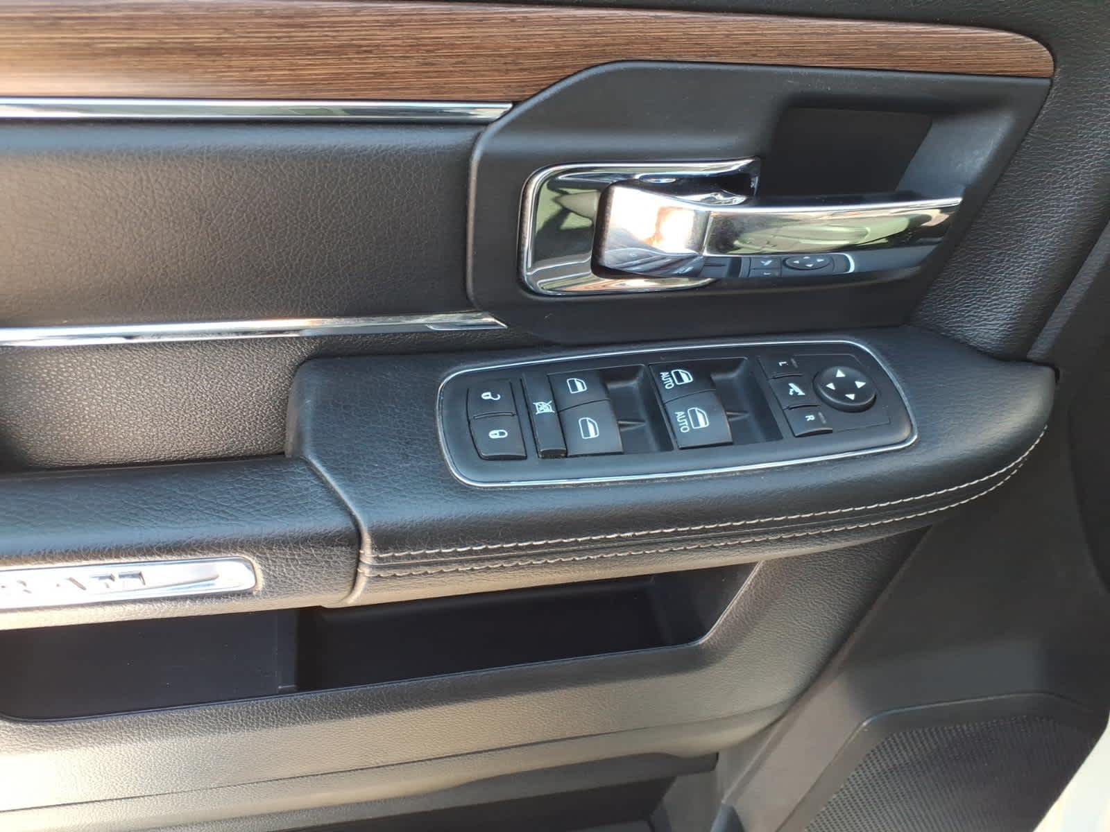 2016 RAM 2500 Laramie