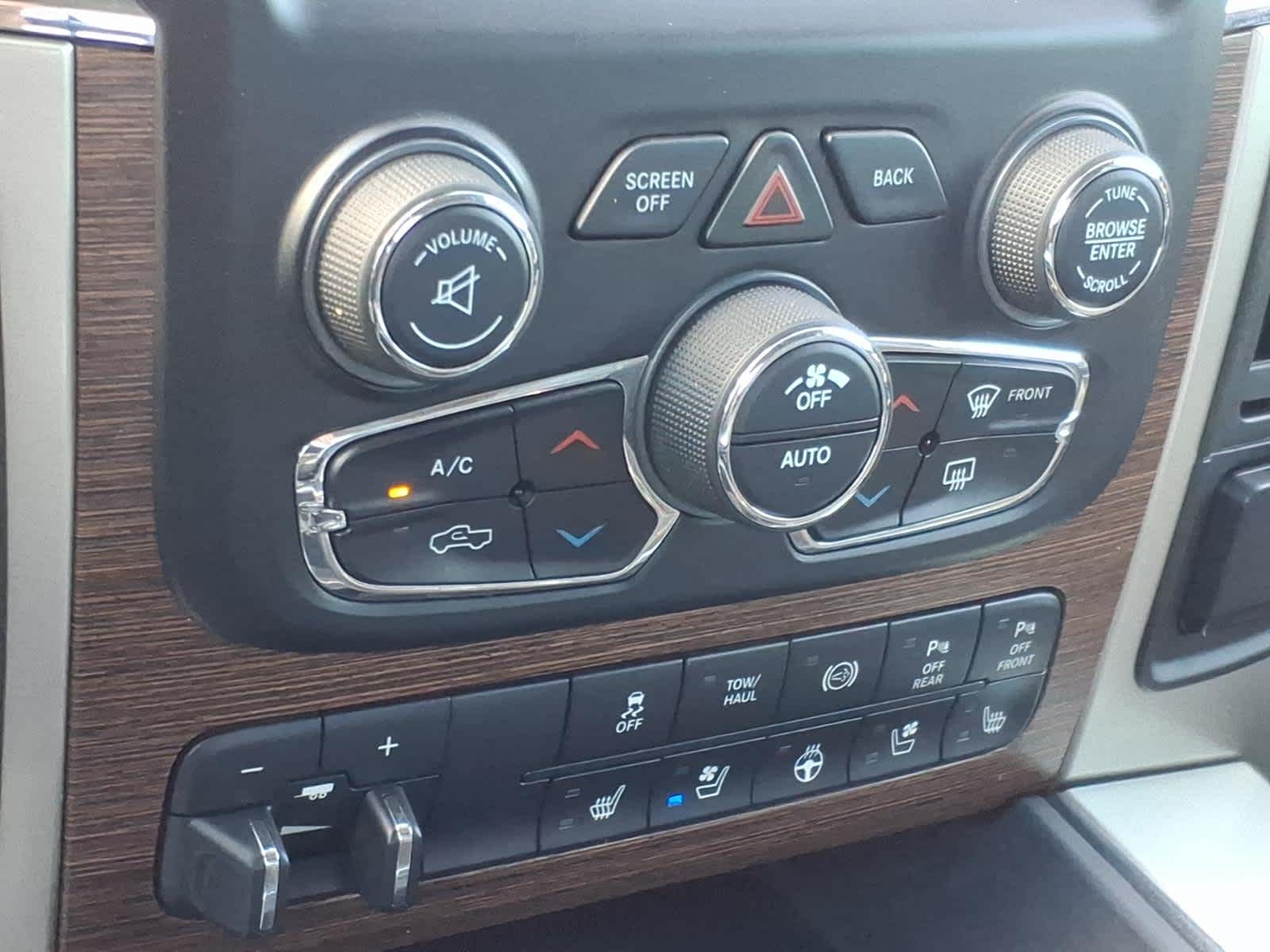 2016 RAM 2500 Laramie