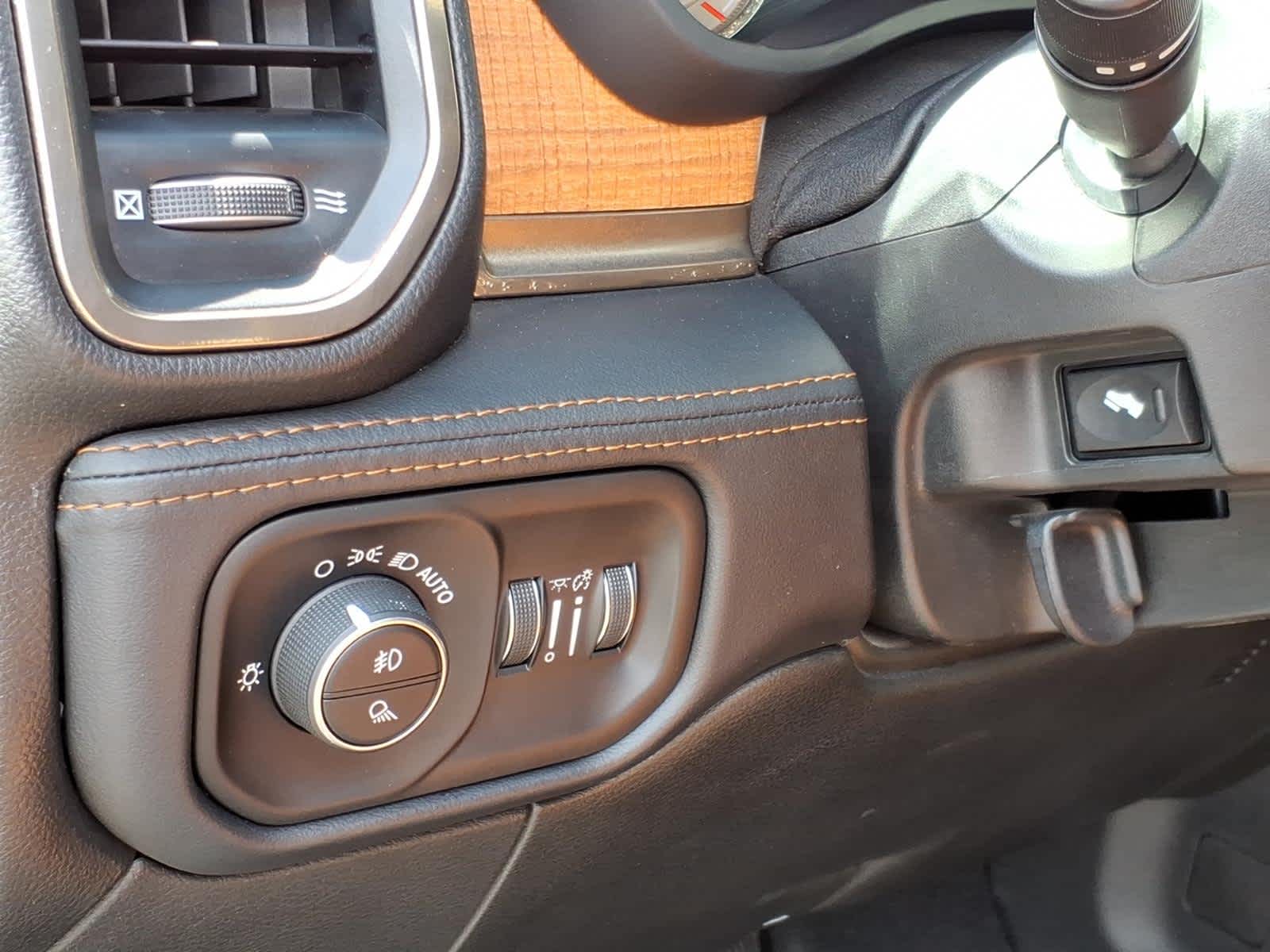 2022 RAM 2500 Limited Longhorn Crew Cab 4x4 6'4' Box