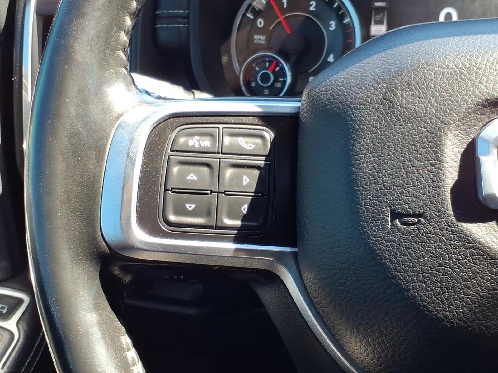 2020 RAM 2500 Laramie Crew Cab 4x4 8' Box
