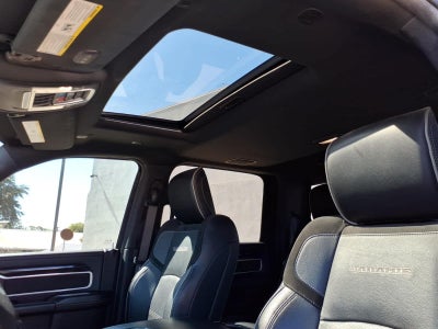 2020 RAM 2500 Laramie Crew Cab 4x4 8' Box