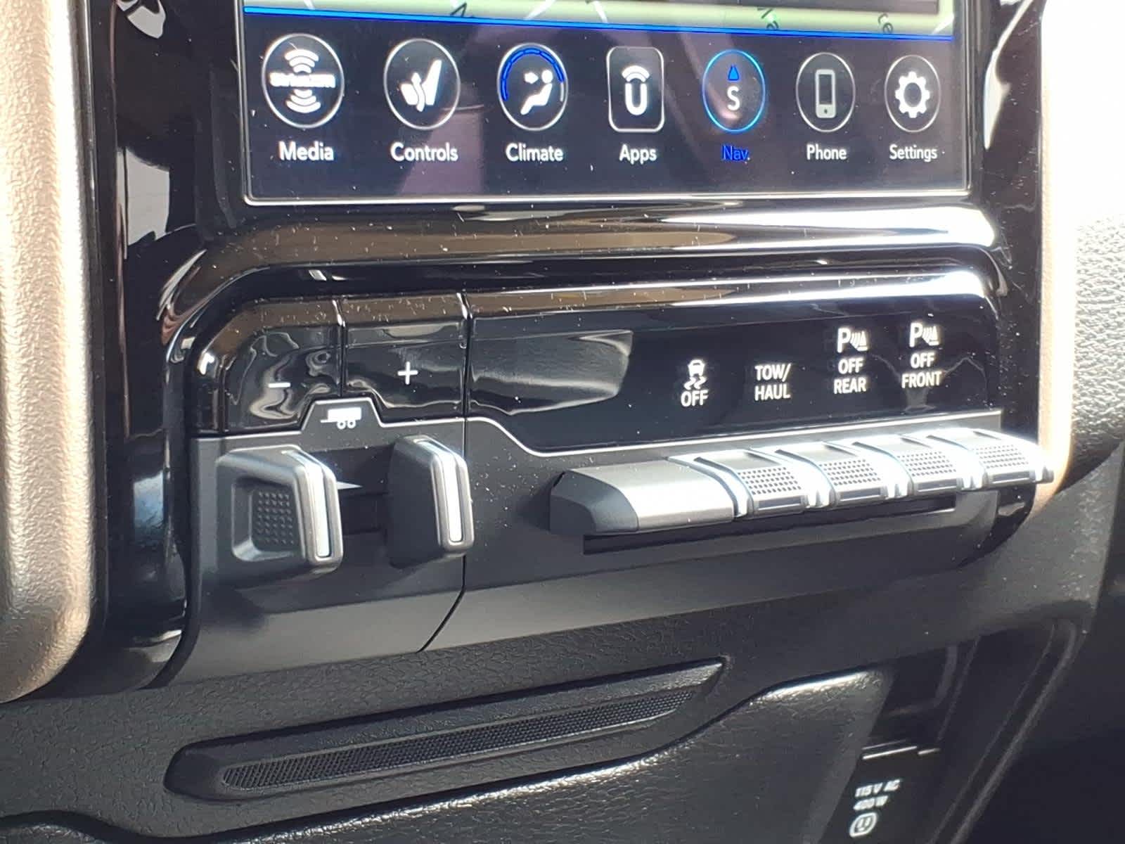 2020 RAM 2500 Laramie Mega Cab 4x4 6'4' Box