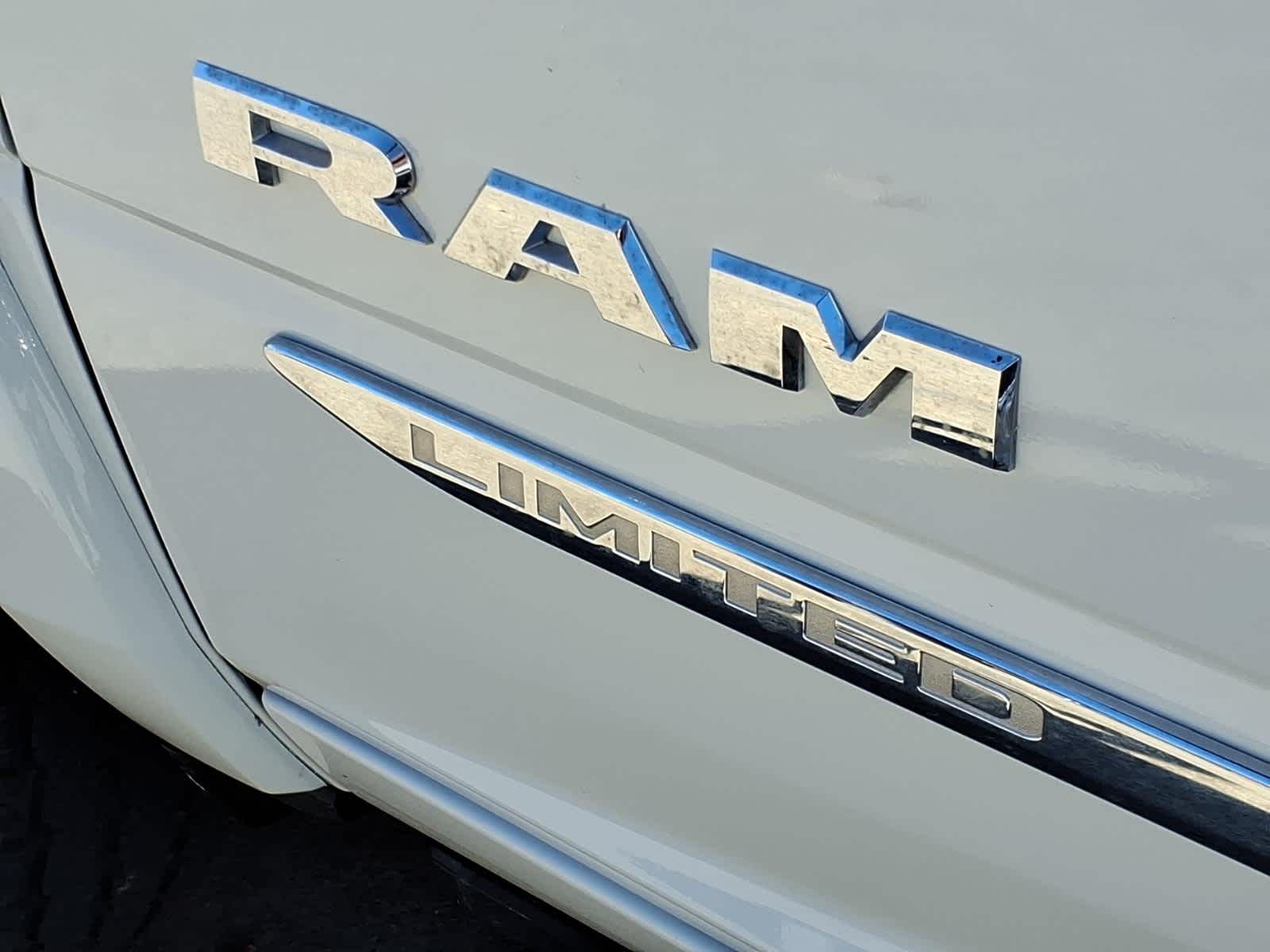 2022 RAM 2500 Limited Mega Cab 4x4 6'4' Box