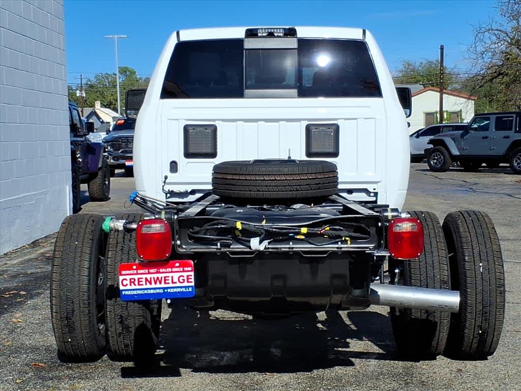 2026 RAM Ram 3500 Chassis Cab RAM 3500 TRADESMAN CREW CAB CHASSIS 4X4 60' CA