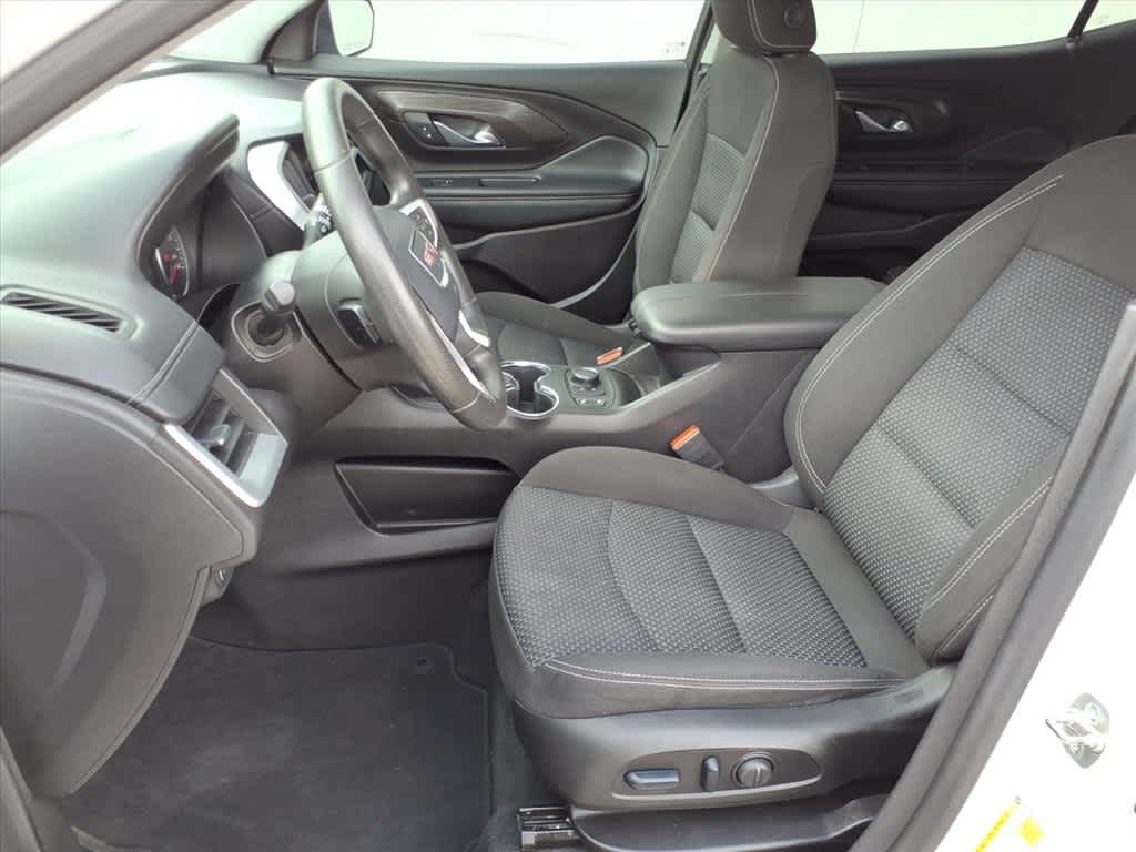 2024 GMC Terrain FWD SLE