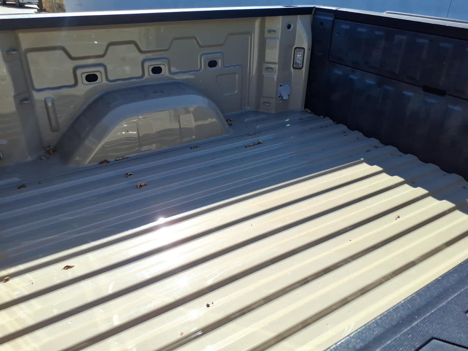 2022 GMC Sierra 1500 4WD Crew Cab Short Box Elevation