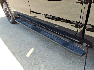 2025 GMC Sierra 1500 4WD Crew Cab Short Box Elevation with 3SB