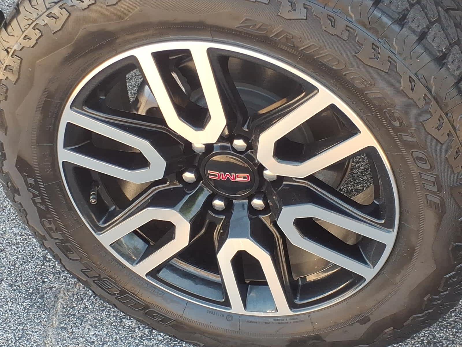2025 GMC Sierra 1500 4WD Crew Cab Short Box AT4