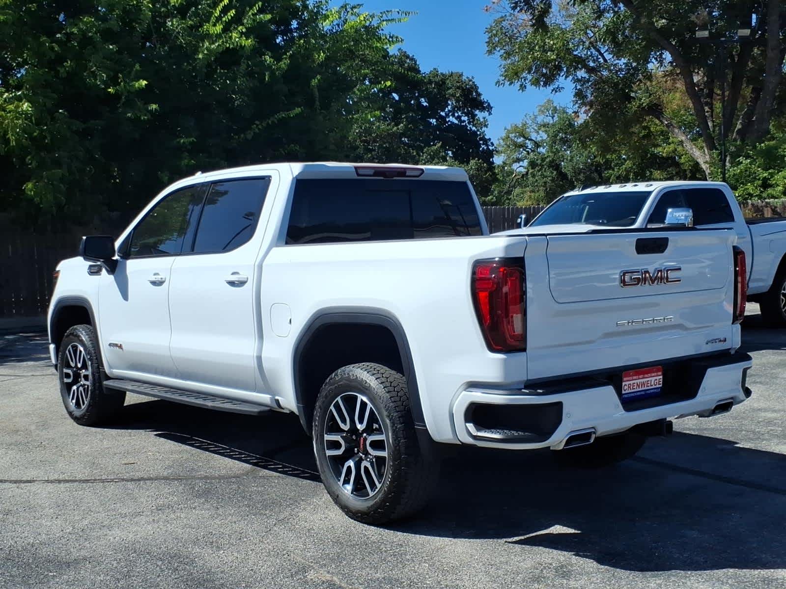 2025 GMC Sierra 1500 4WD Crew Cab Short Box AT4