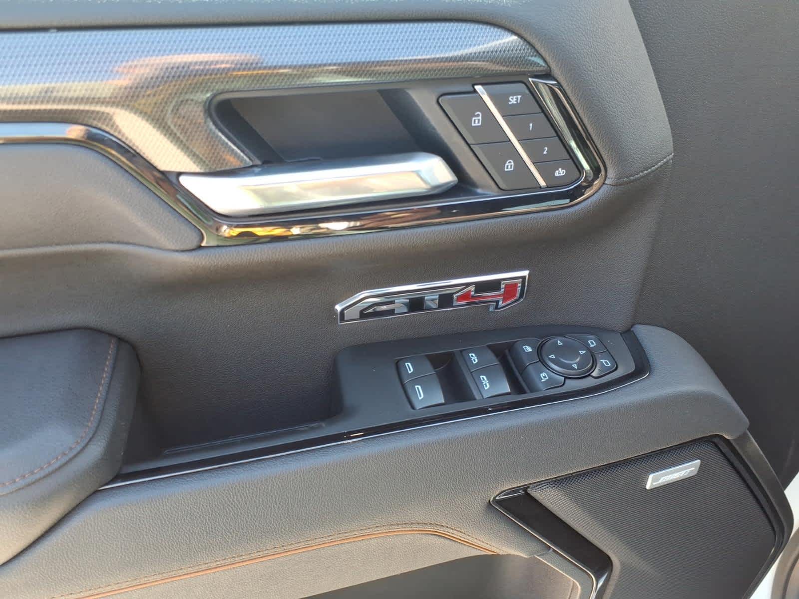 2025 GMC Sierra 1500 4WD Crew Cab Short Box AT4