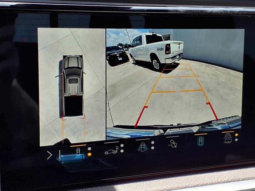 2022 GMC Sierra 1500 4WD Crew Cab Short Box Denali