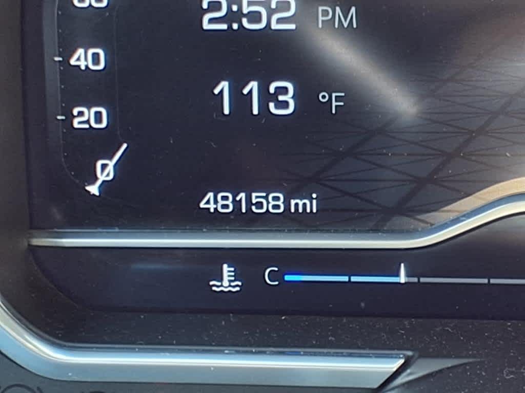 2022 GMC Sierra 1500 4WD Crew Cab Short Box Denali