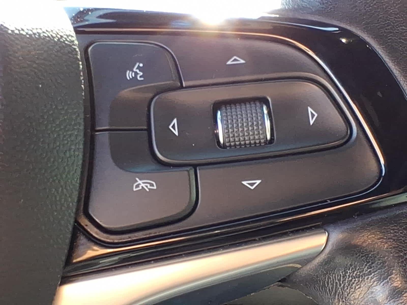 2023 Buick Enclave Essence FWD