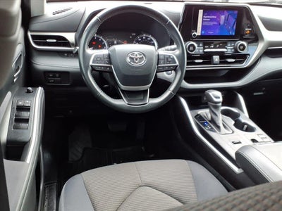 2023 Toyota Highlander LE