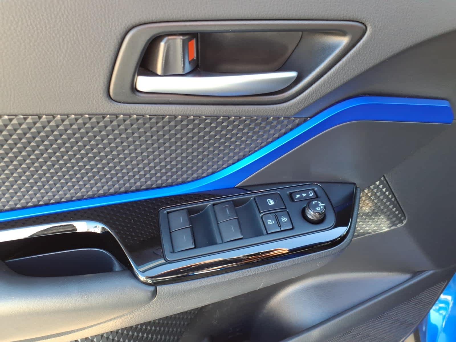 2022 Toyota C-HR XLE