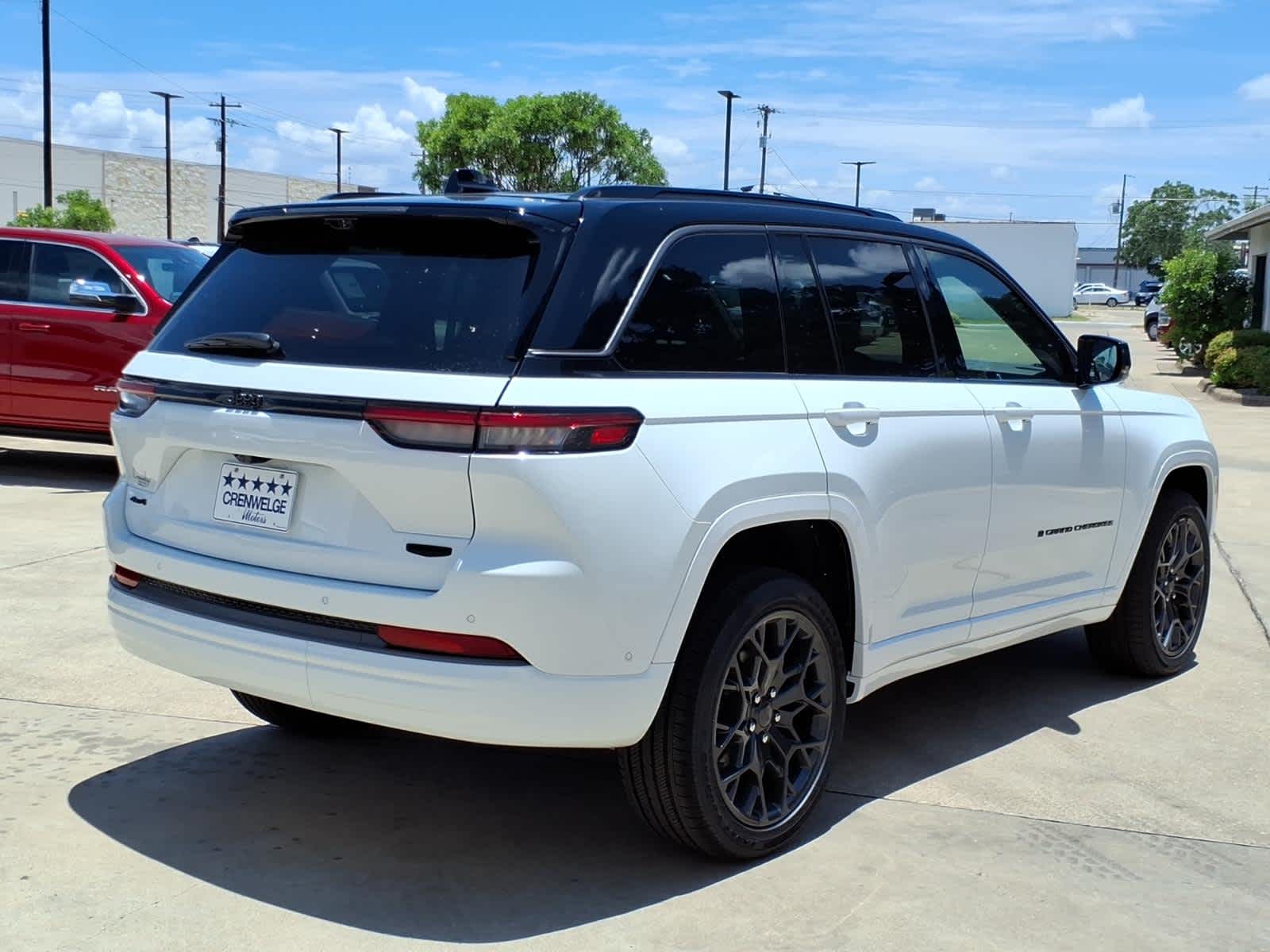 2026 Jeep Grand Cherokee GRAND CHEROKEE SUMMIT 4X4