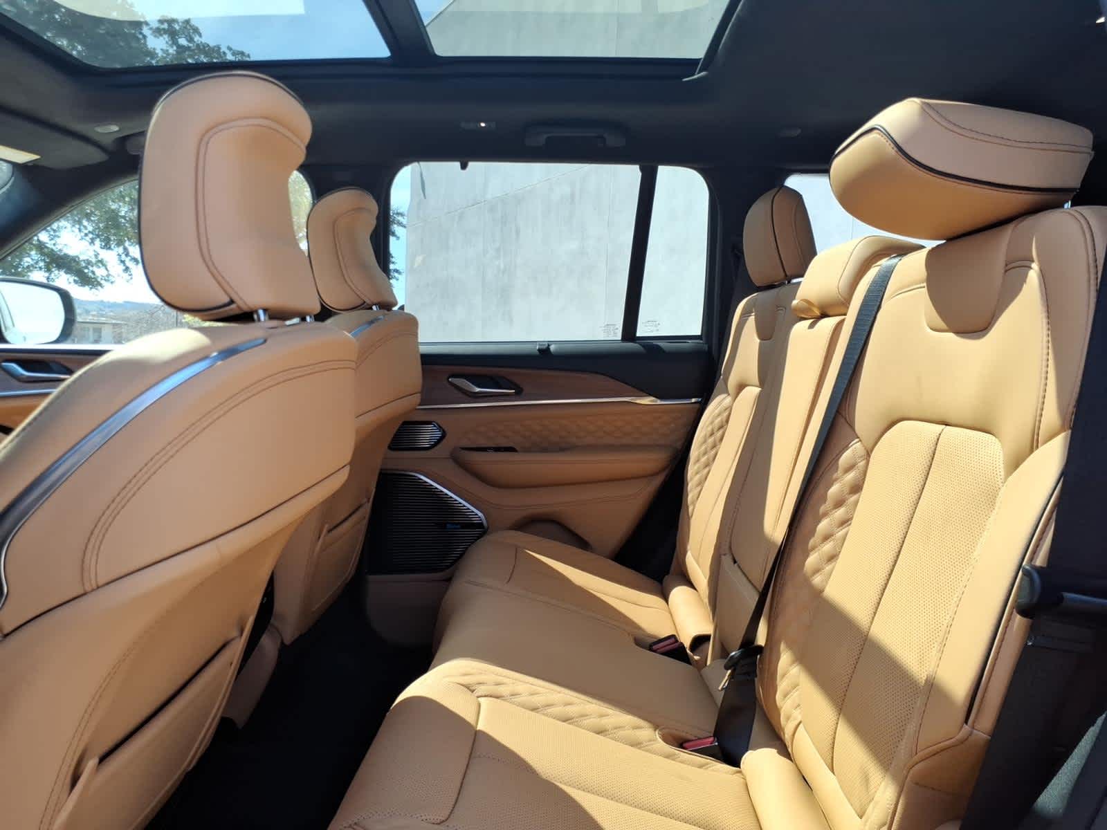 2026 Jeep Grand Cherokee GRAND CHEROKEE SUMMIT 4X4