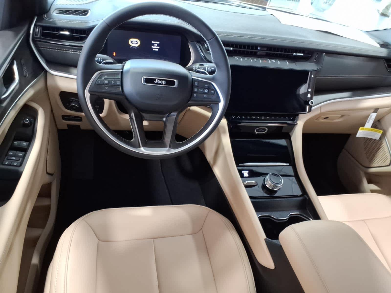 2026 Jeep Grand Cherokee GRAND CHEROKEE L LIMITED 4X4