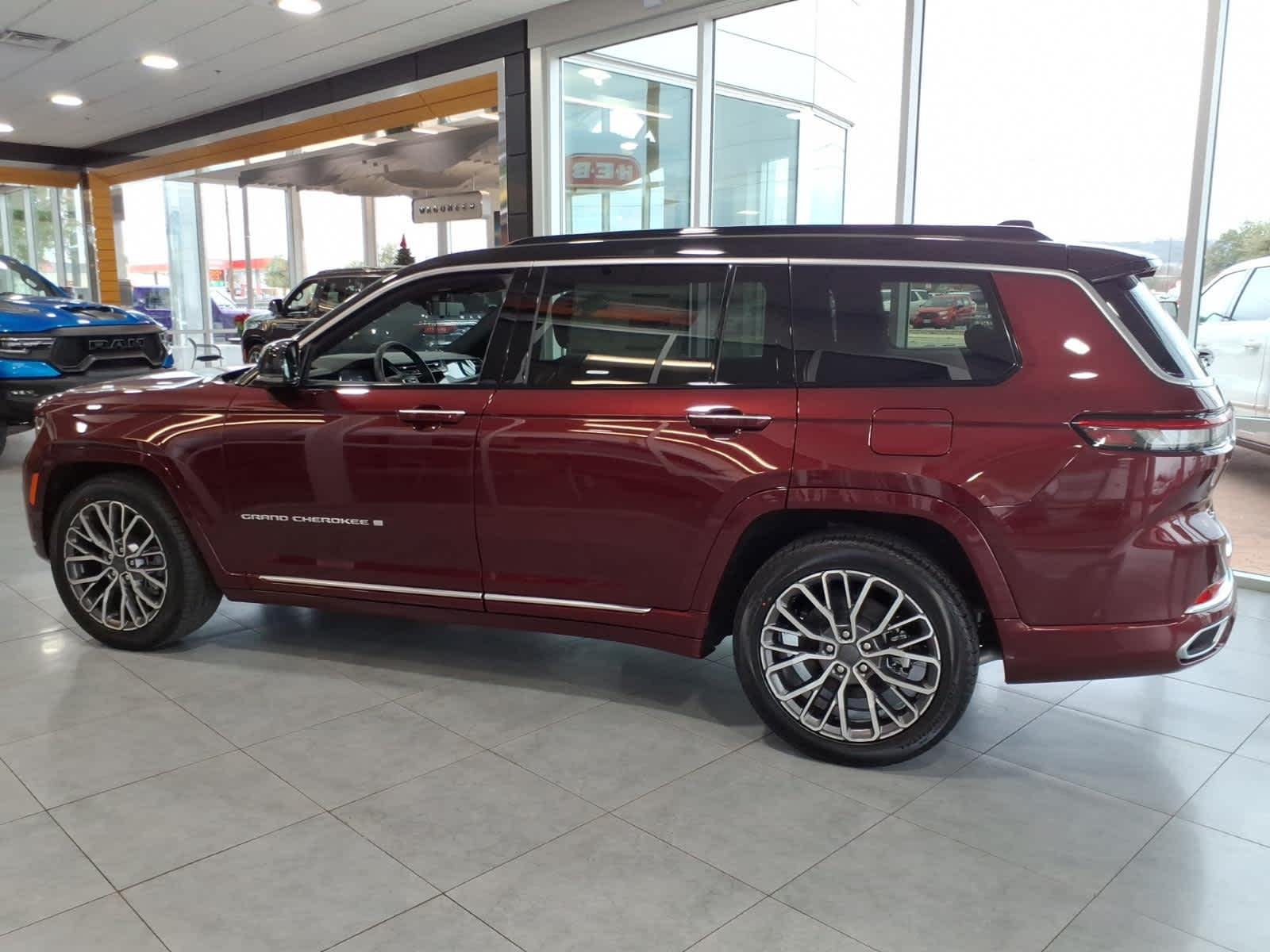 2025 Jeep Grand Cherokee GRAND CHEROKEE L SUMMIT RESERVE 4X4