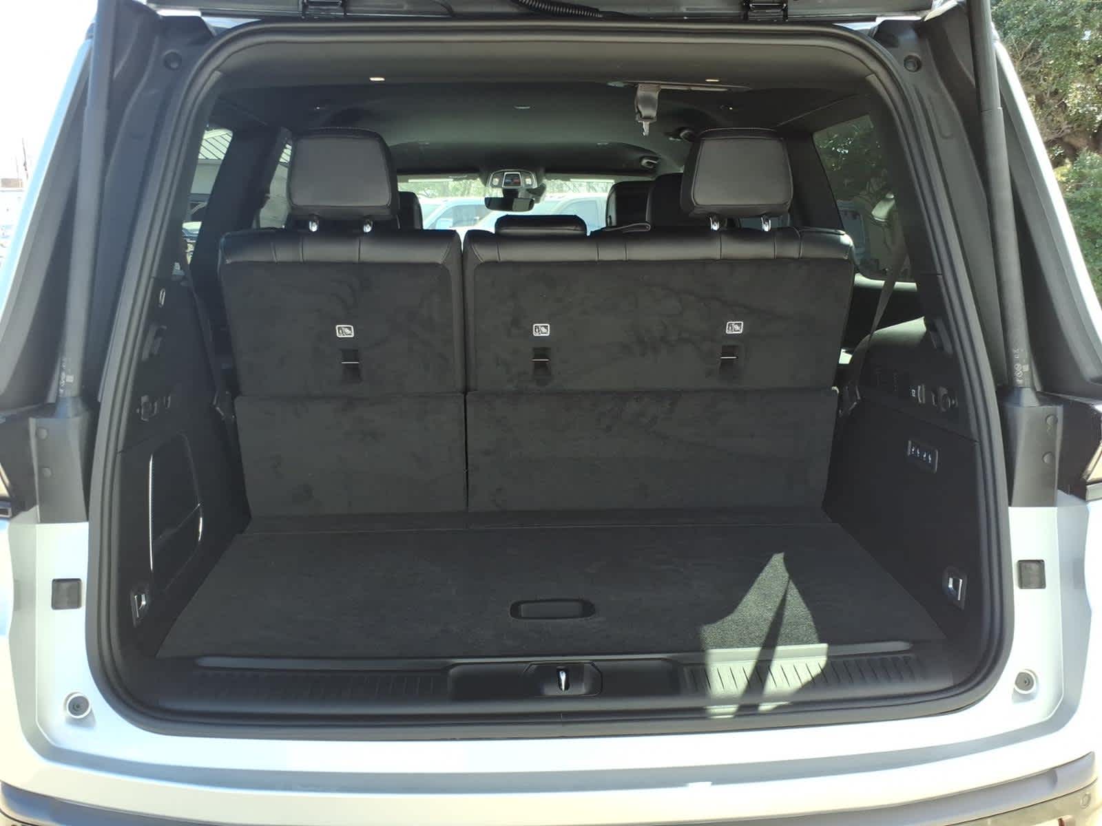 2026 Jeep Grand Wagoneer GRAND WAGONEER LIMITED ALTITUDE 4X4