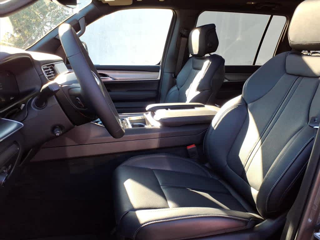 2025 Jeep Wagoneer WAGONEER CARBIDE 4X4