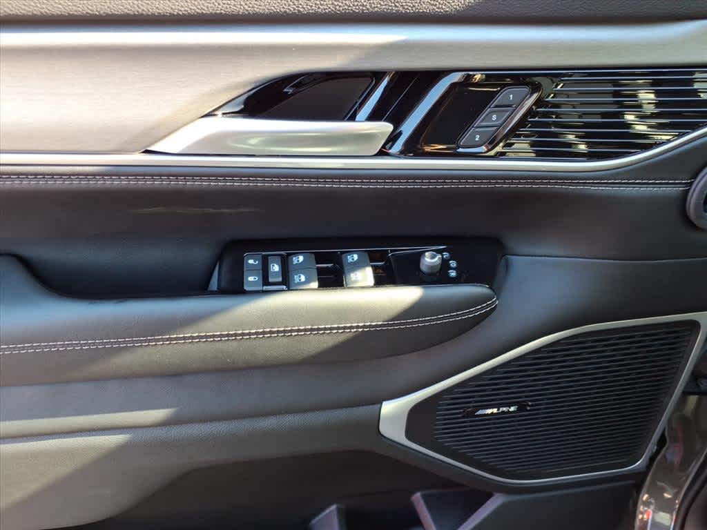 2025 Jeep Wagoneer WAGONEER CARBIDE 4X4