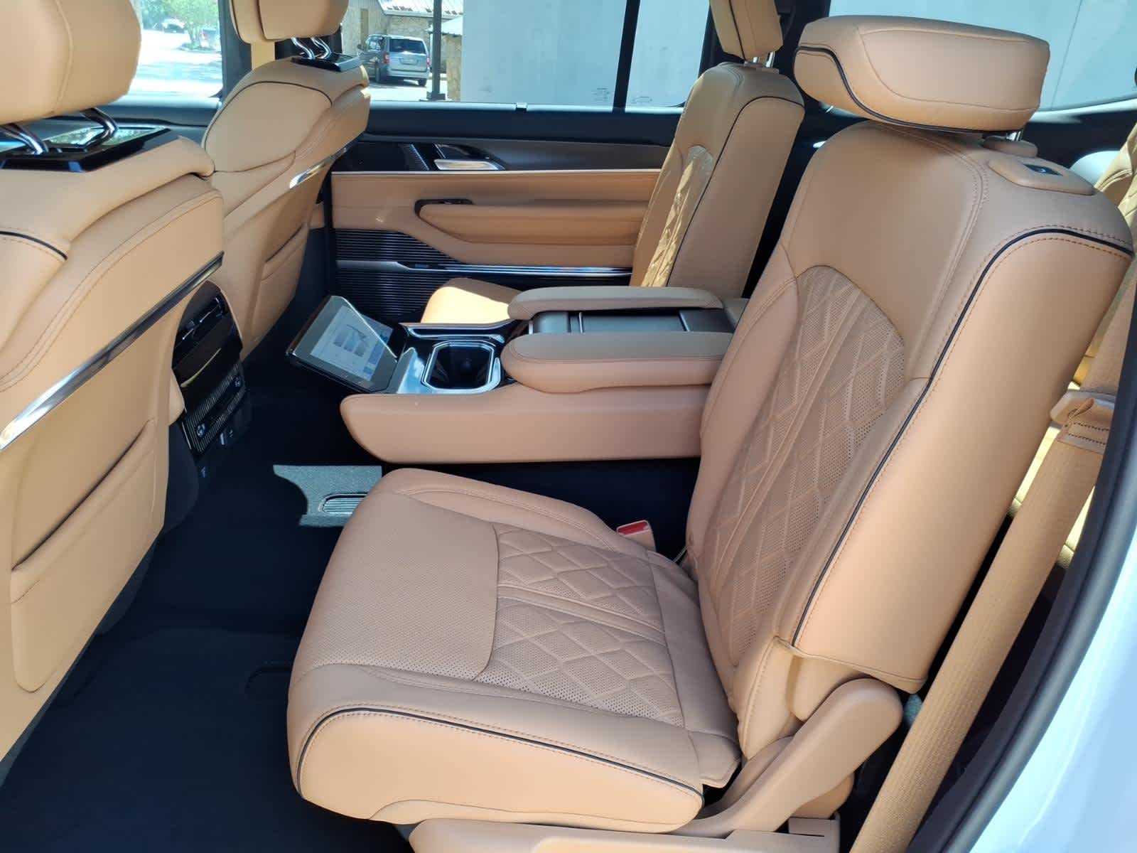 2026 Jeep Grand Wagoneer GRAND WAGONEER SUMMIT RESERVE 4X4