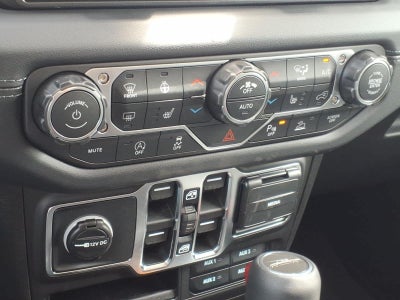 2026 Jeep Gladiator GLADIATOR SAHARA 4X4