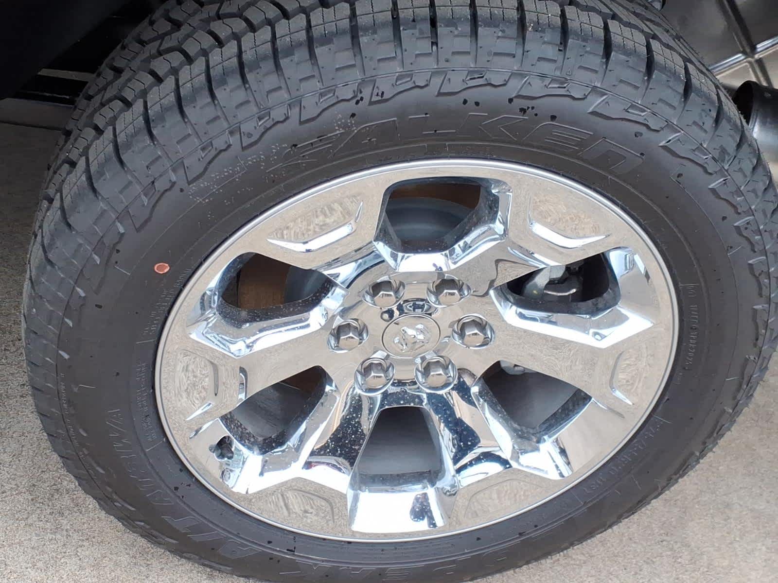 2026 RAM Ram 1500 RAM 1500 LONE STAR CREW CAB 4X4 5'7' BOX