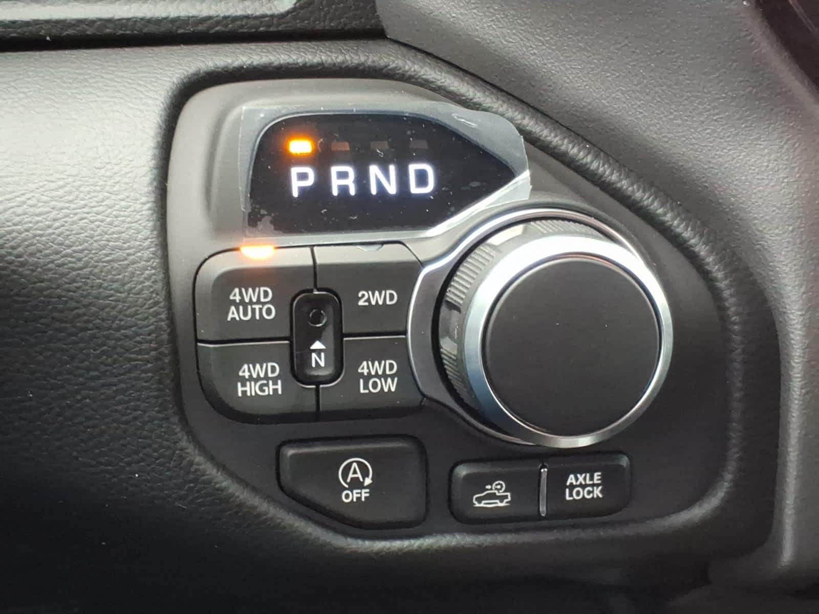 2026 RAM Ram 1500 RAM 1500 LONE STAR CREW CAB 4X4 5'7' BOX