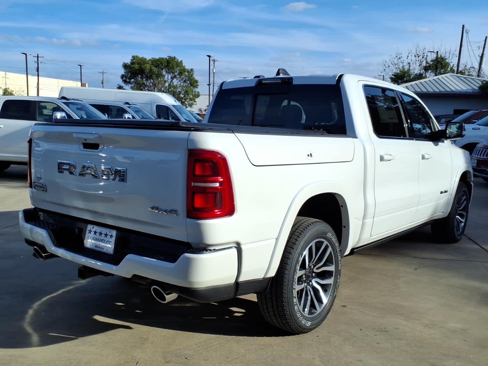 2026 RAM Ram 1500 RAM 1500 LIMITED LONGHORN CREW CAB 4X4 5'7' BOX