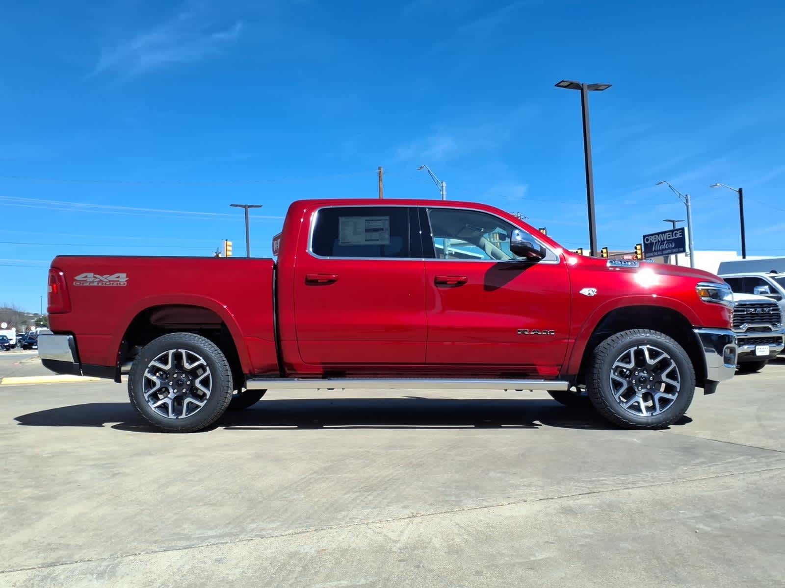 2026 RAM Ram 1500 RAM 1500 LARAMIE CREW CAB 4X4 5'7' BOX