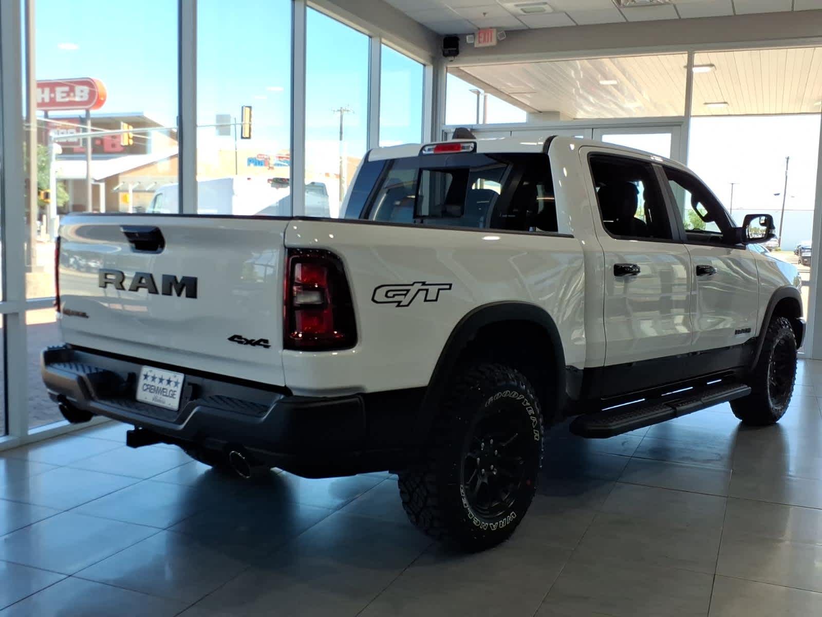 2027 RAM Ram 1500 RAM 1500 REBEL CREW CAB 4X4 5'7' BOX