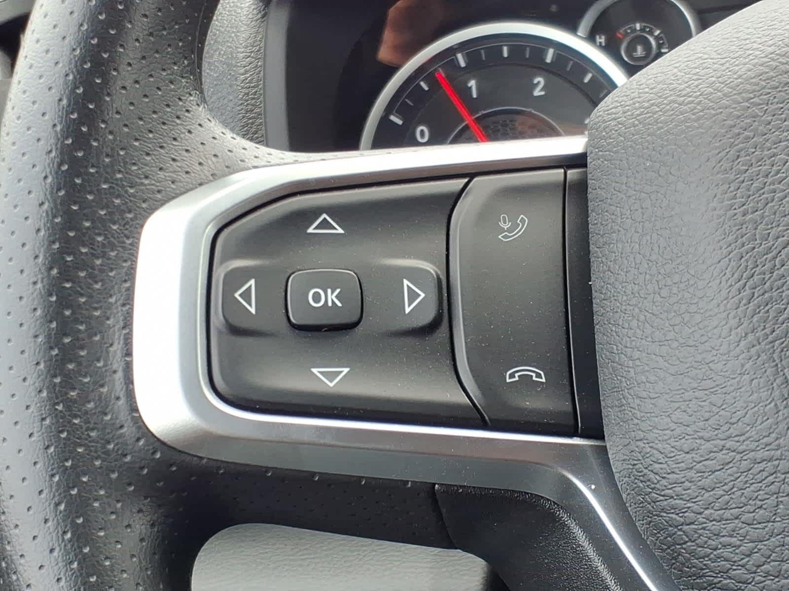 2026 RAM Ram 2500 RAM 2500 BLACK EXPRESS CREW CAB 4X4 6'4' BOX