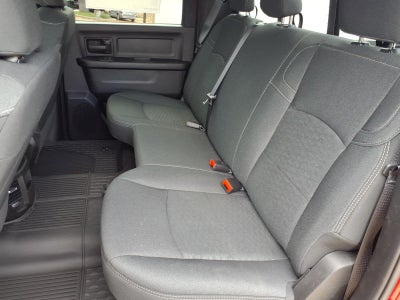 2026 RAM Ram 2500 RAM 2500 BLACK EXPRESS CREW CAB 4X4 6'4' BOX