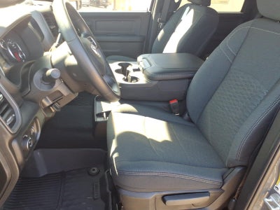 2026 RAM Ram 2500 RAM 2500 BLACK EXPRESS CREW CAB 4X4 6'4' BOX