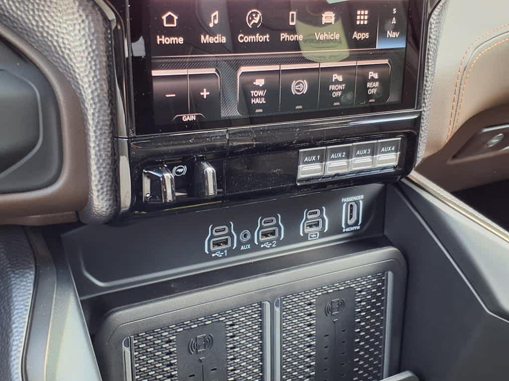 2025 RAM Ram 2500 RAM 2500 LIMITED LONGHORN MEGA CAB 4X4 6'4' BOX