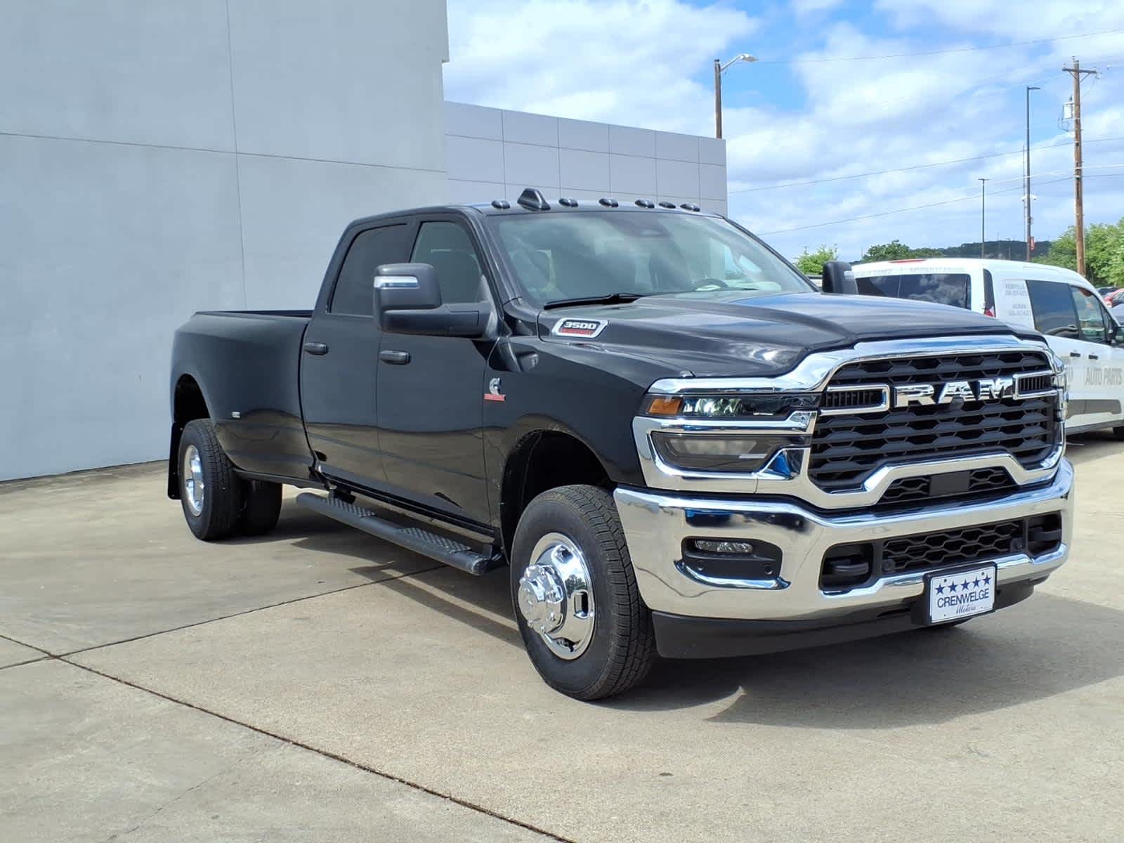 2026 RAM Ram 3500 RAM 3500 TRADESMAN CREW CAB 4X4 8' BOX