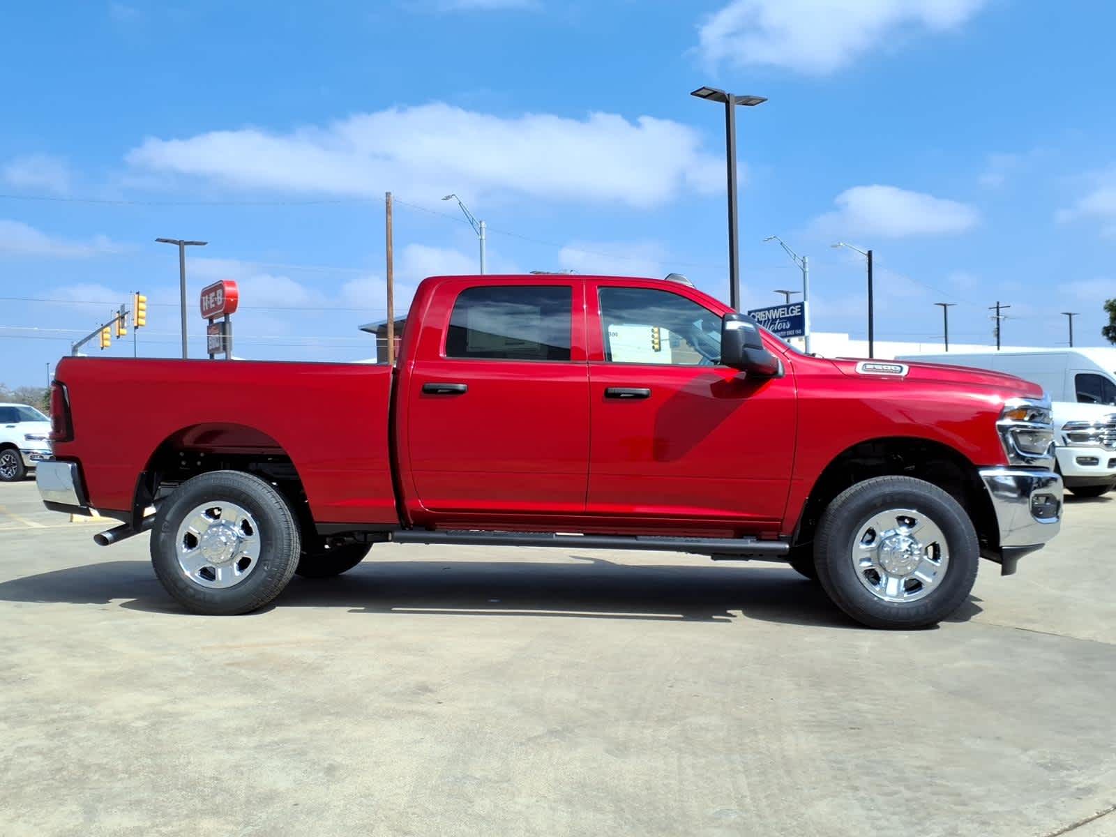 2026 RAM Ram 2500 RAM 2500 TRADESMAN CREW CAB 4X4 6'4' BOX